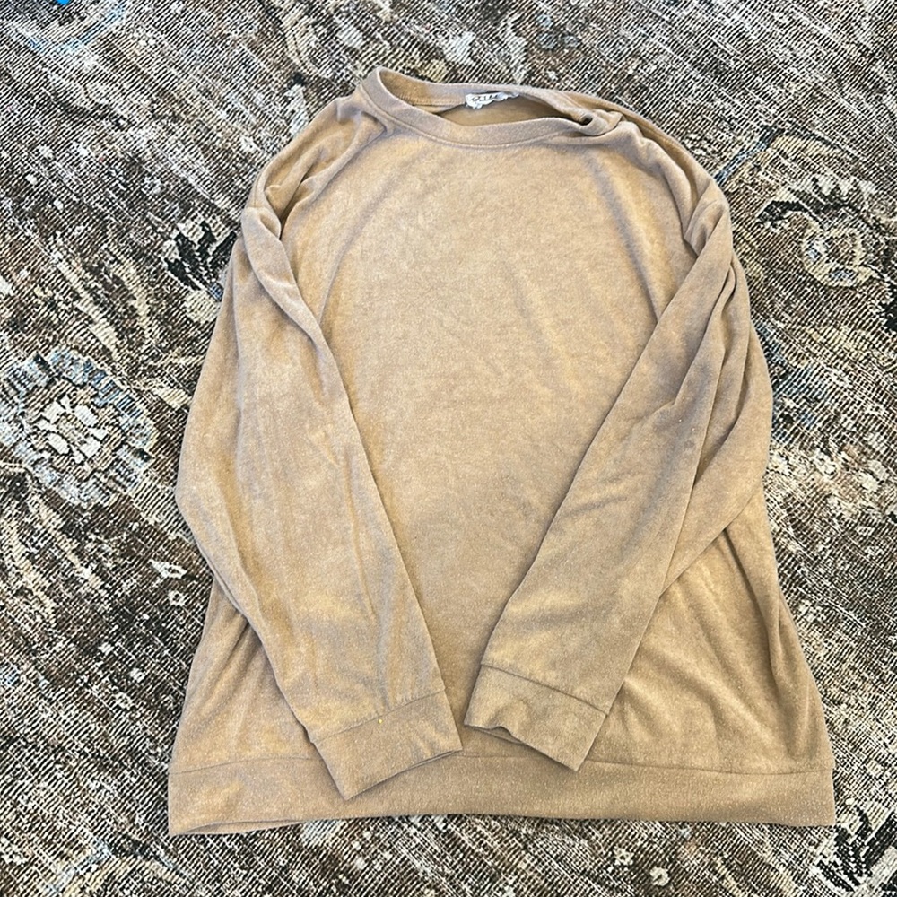Dress Up Brand Cream Fuzzy Crewneck